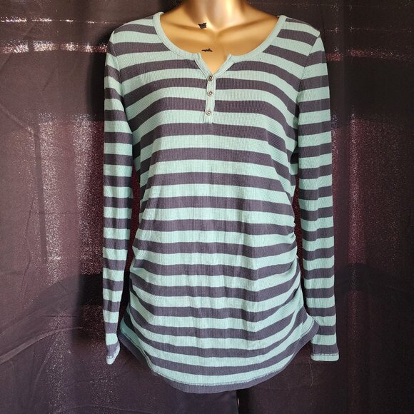 🍂3/$10🍂 Striped Thermal Maternity Top - Picture 1 of 5